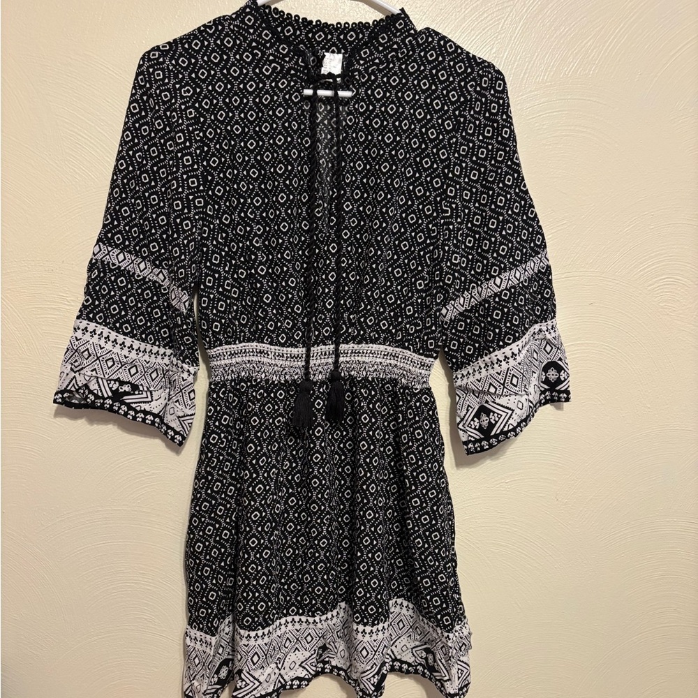 H&M Black and White Patterned Mini Dress - Picture 2 of 7
